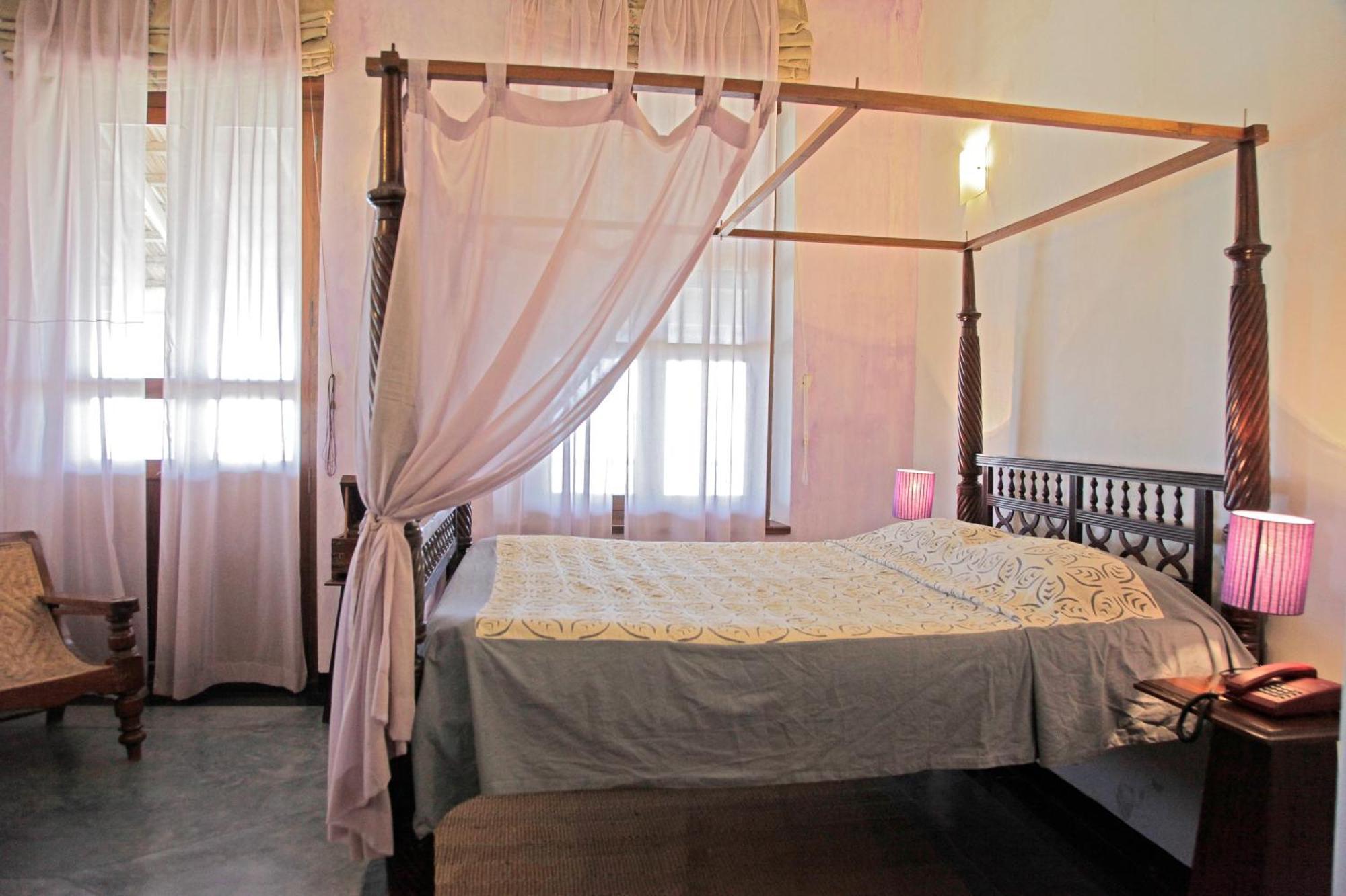 Tharangambadi Neemrana'S - Bungalow On The Beach מראה חיצוני תמונה